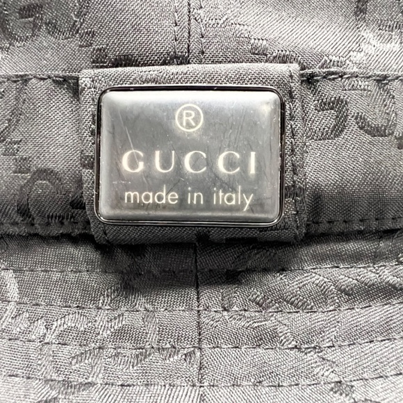 Gucci monogram bucket hat